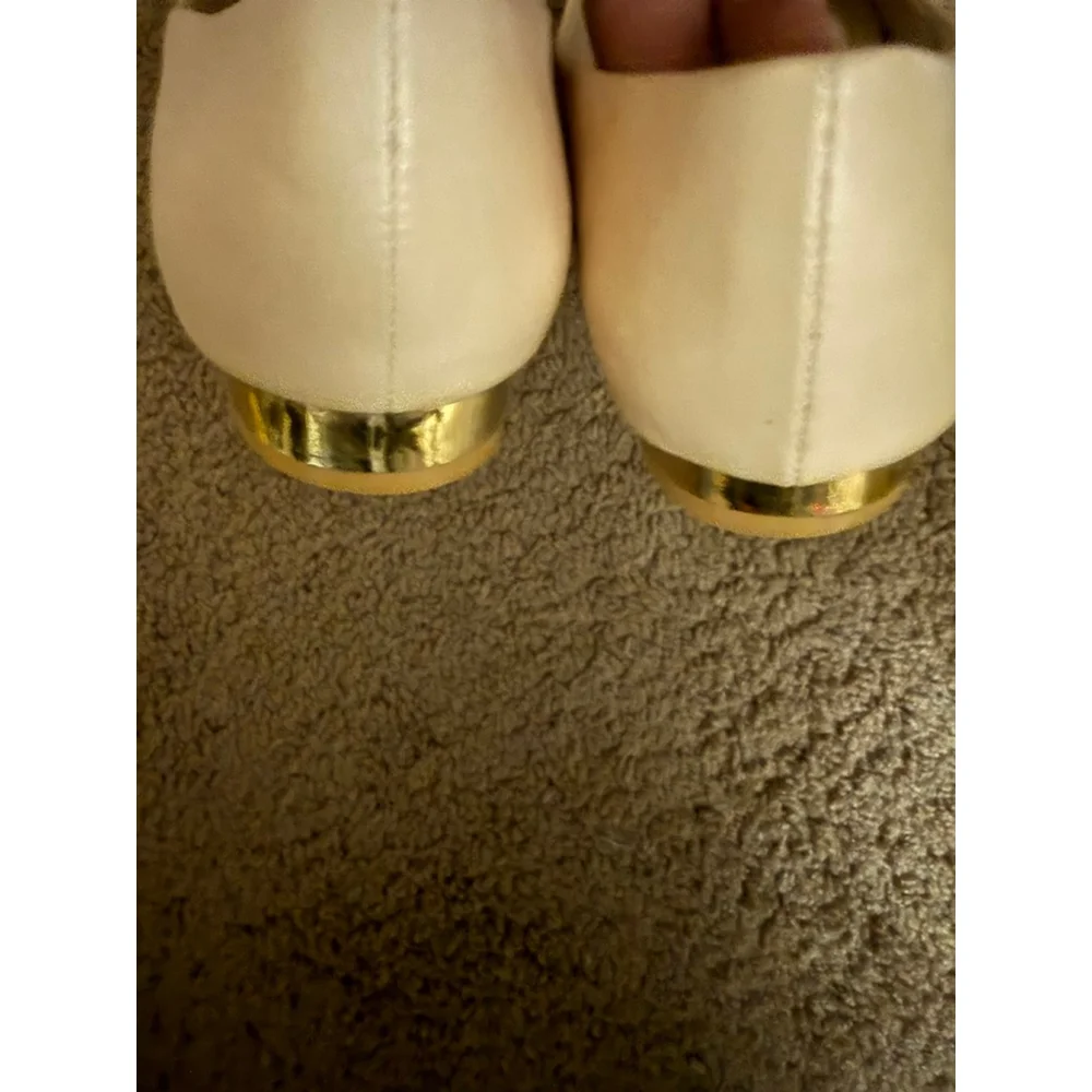 Women's JFLOWERS Beige Flats & Loafers Size 10 with Gold Accents